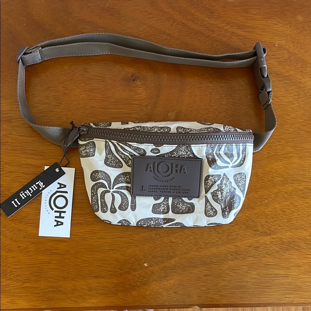 ALOHA Collection Retroglyph Hip Pouch
